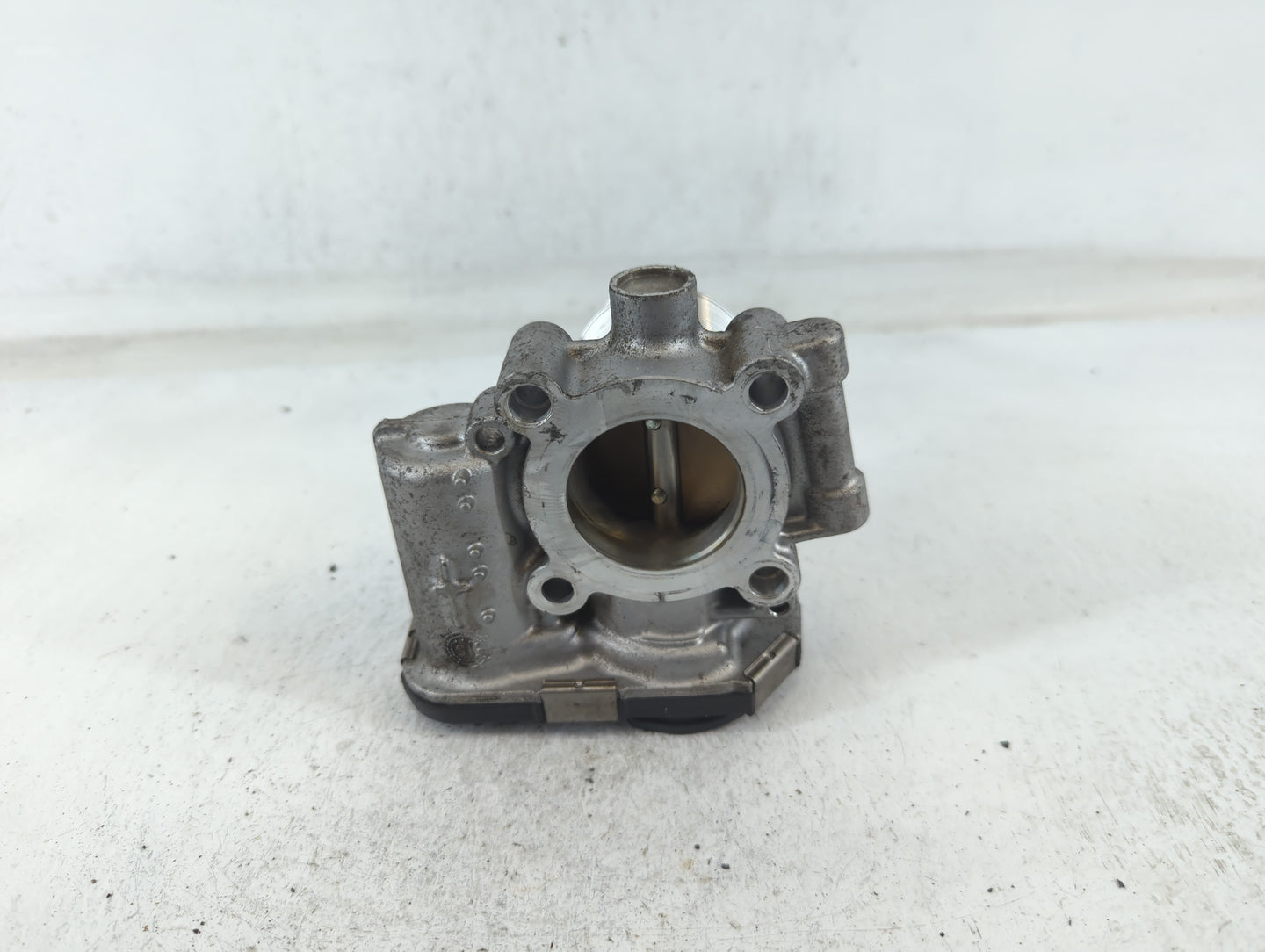 2011-2016 Chevrolet Cruze Throttle Body P/N:0 280 750 499 55 565 489 Fits OEM Used Auto Parts - Oemusedautoparts1.com