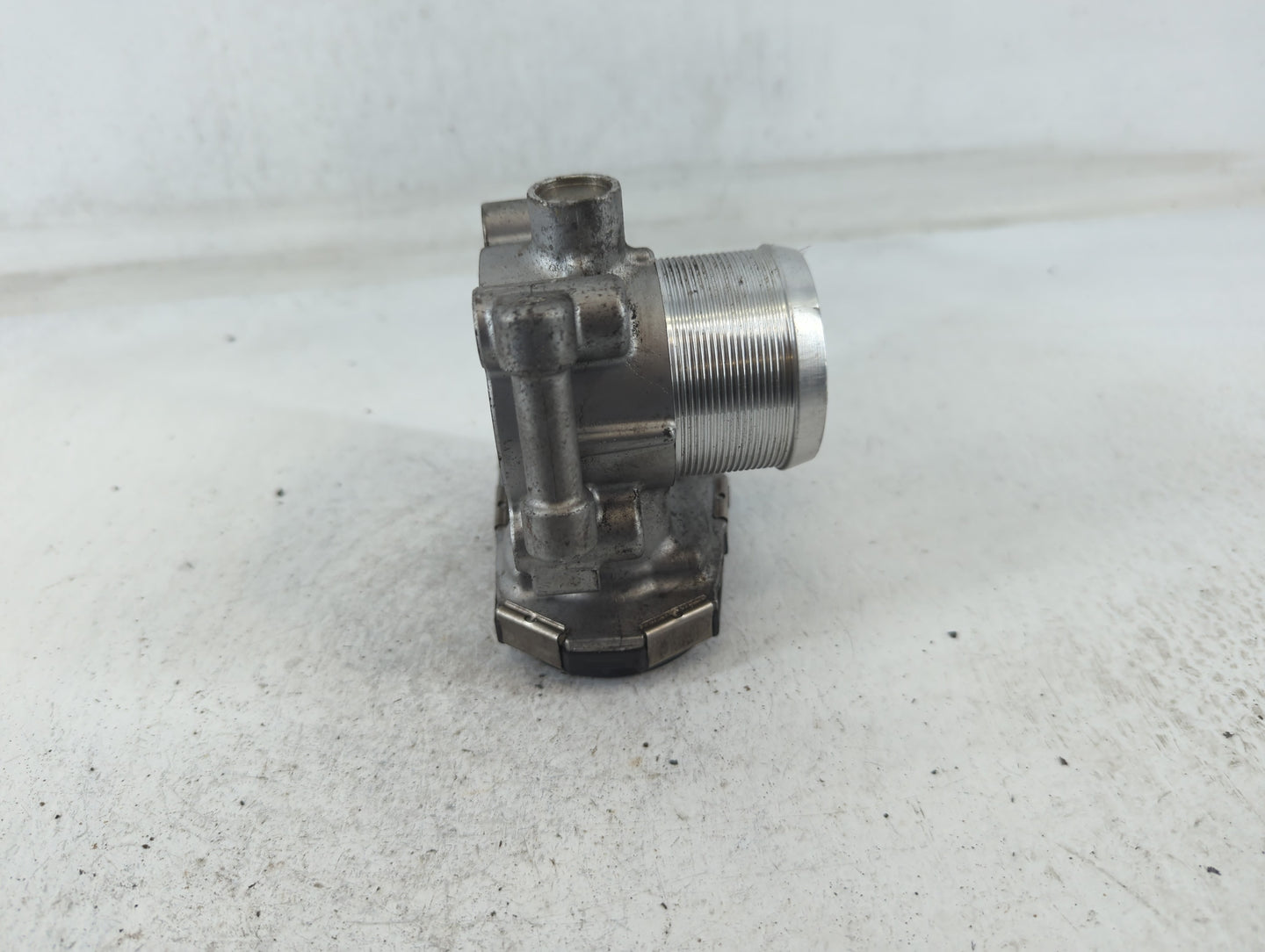 2011-2016 Chevrolet Cruze Throttle Body P/N:0 280 750 499 55 565 489 Fits OEM Used Auto Parts - Oemusedautoparts1.com