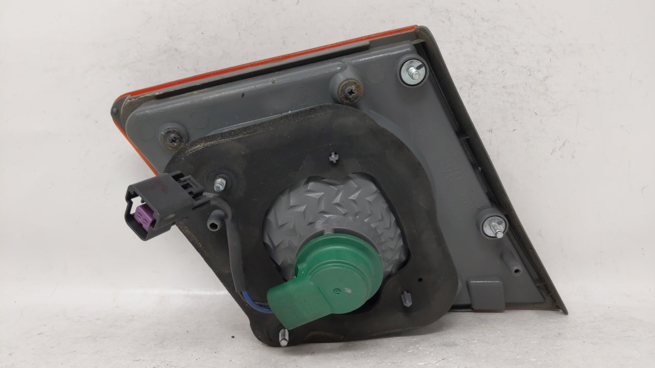 2011-2016 Chevrolet Cruze Tail Light Assembly Passenger Right OEM Fits Fits 2011 2012 2013 2014 2015 2016 OEM Used Auto Part