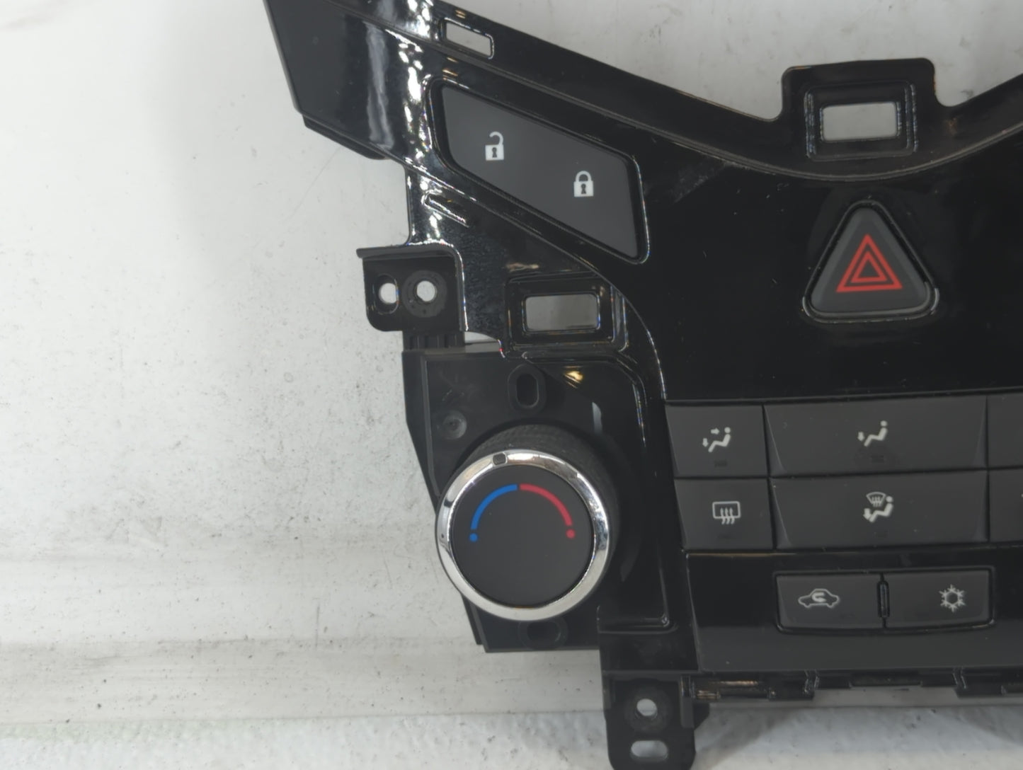 2011-2012 Chevrolet Cruze Climate Control Module Temperature AC/Heater Replacement P/N:95017054 Fits Fits 2011 2012 OEM Used