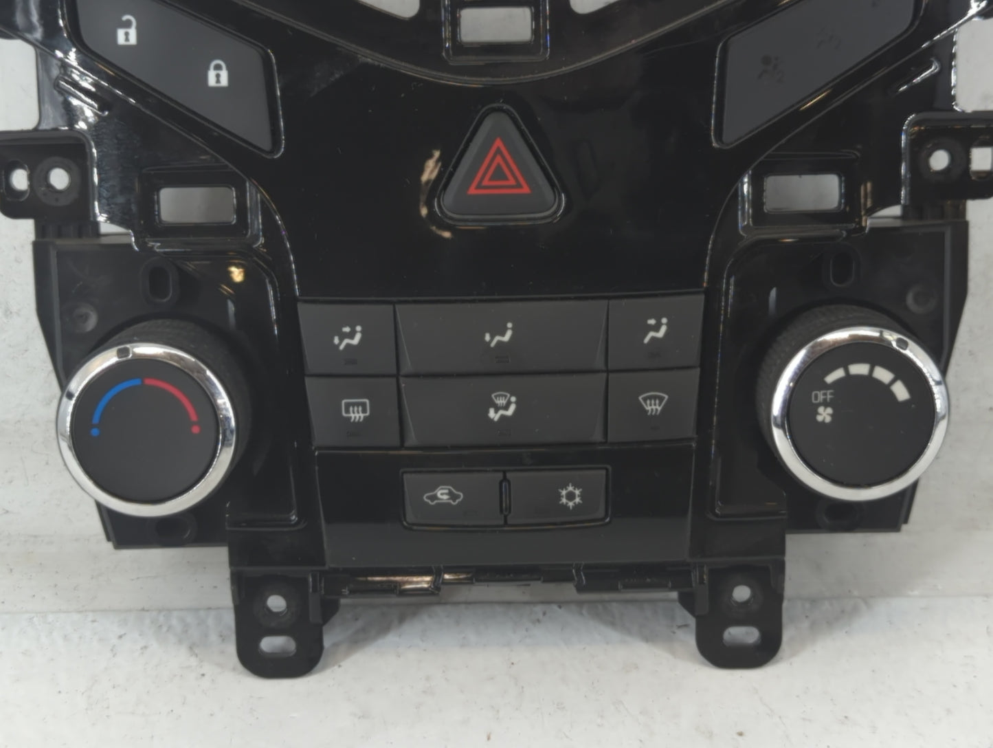 2011-2012 Chevrolet Cruze Climate Control Module Temperature AC/Heater Replacement P/N:95017054 Fits Fits 2011 2012 OEM Used