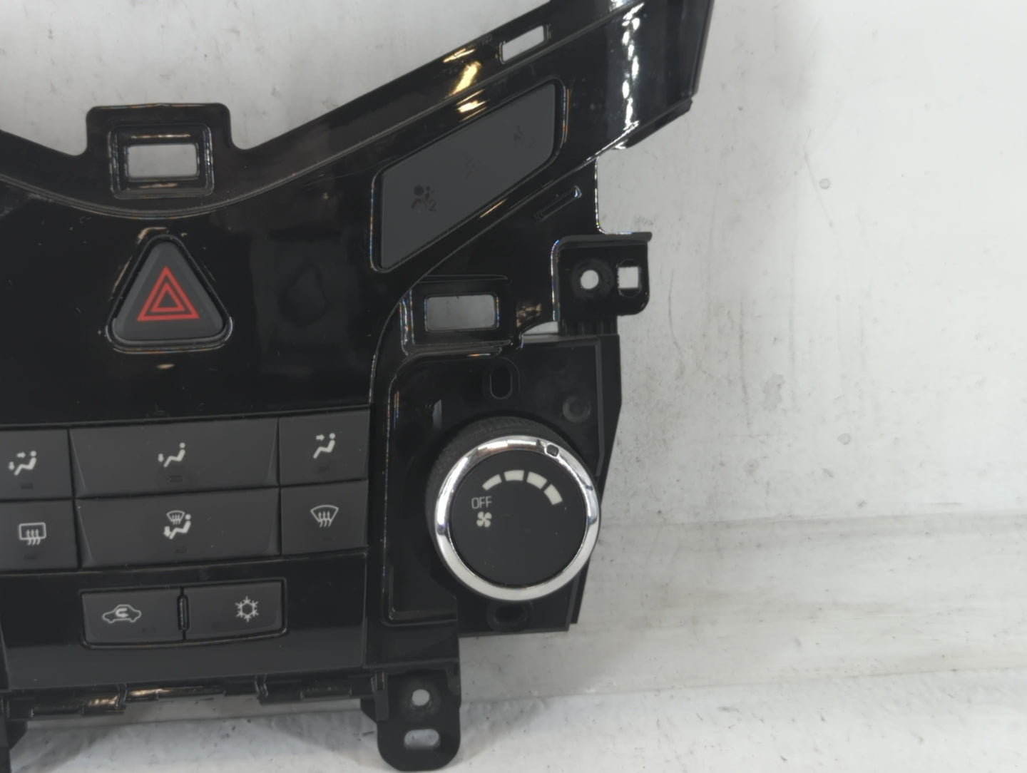 2011-2012 Chevrolet Cruze Climate Control Module Temperature AC/Heater Replacement P/N:95017054 Fits Fits 2011 2012 OEM Used