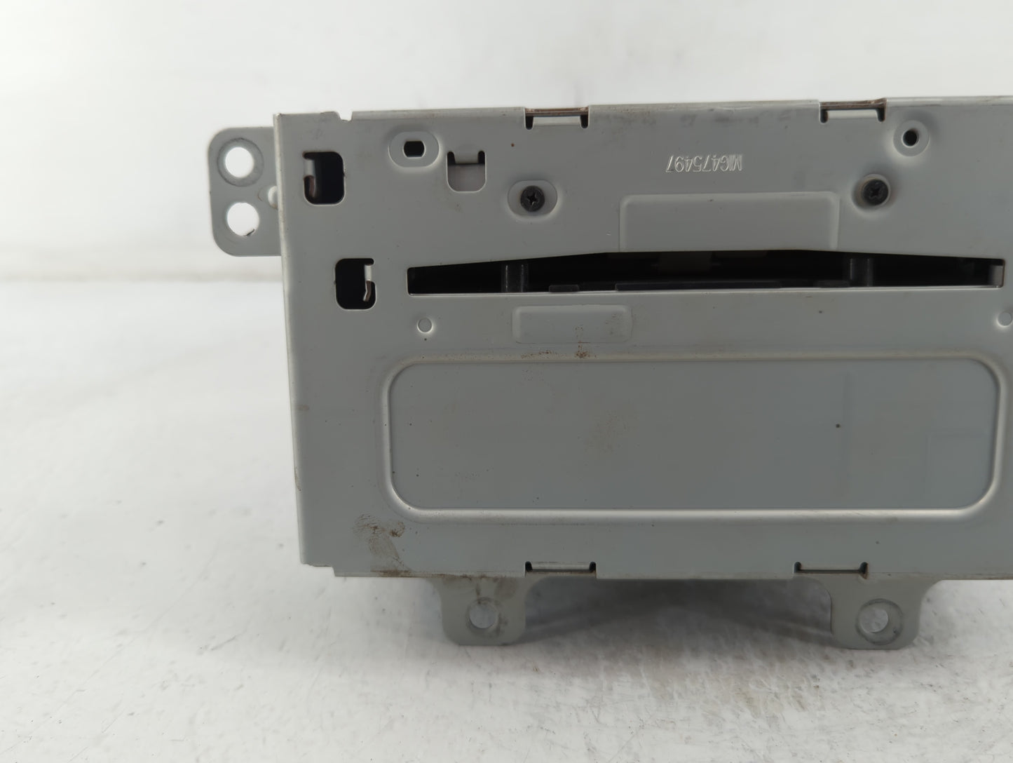 2011-2012 Chevrolet Cruze Radio AM FM Cd Player Receiver Replacement P/N:22870781 Fits Fits 2010 2011 2012 OEM Used Auto Par