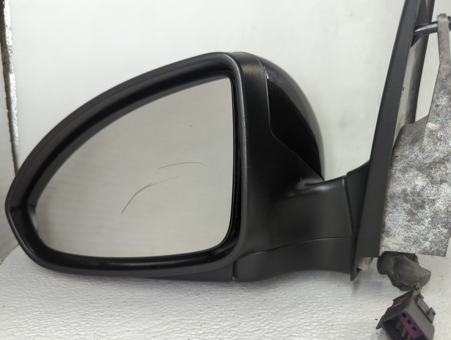 2011-2016 Chevrolet Cruze Driver Side View Mirror - Left Door Mirror OEM Used - Oemusedautoparts1.com