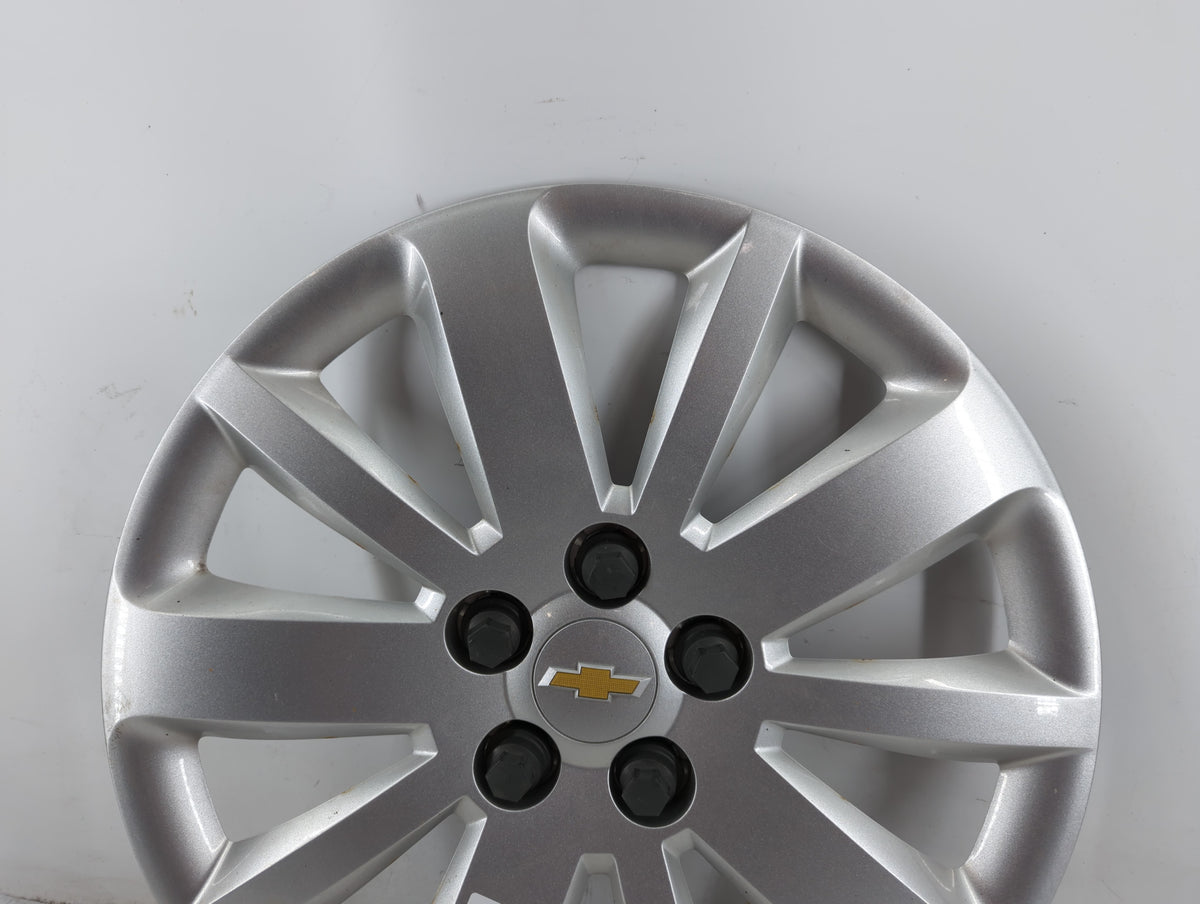 2012 Chevrolet Cruze Driver Front Wheel Hub Oem - Oemusedautoparts1.com