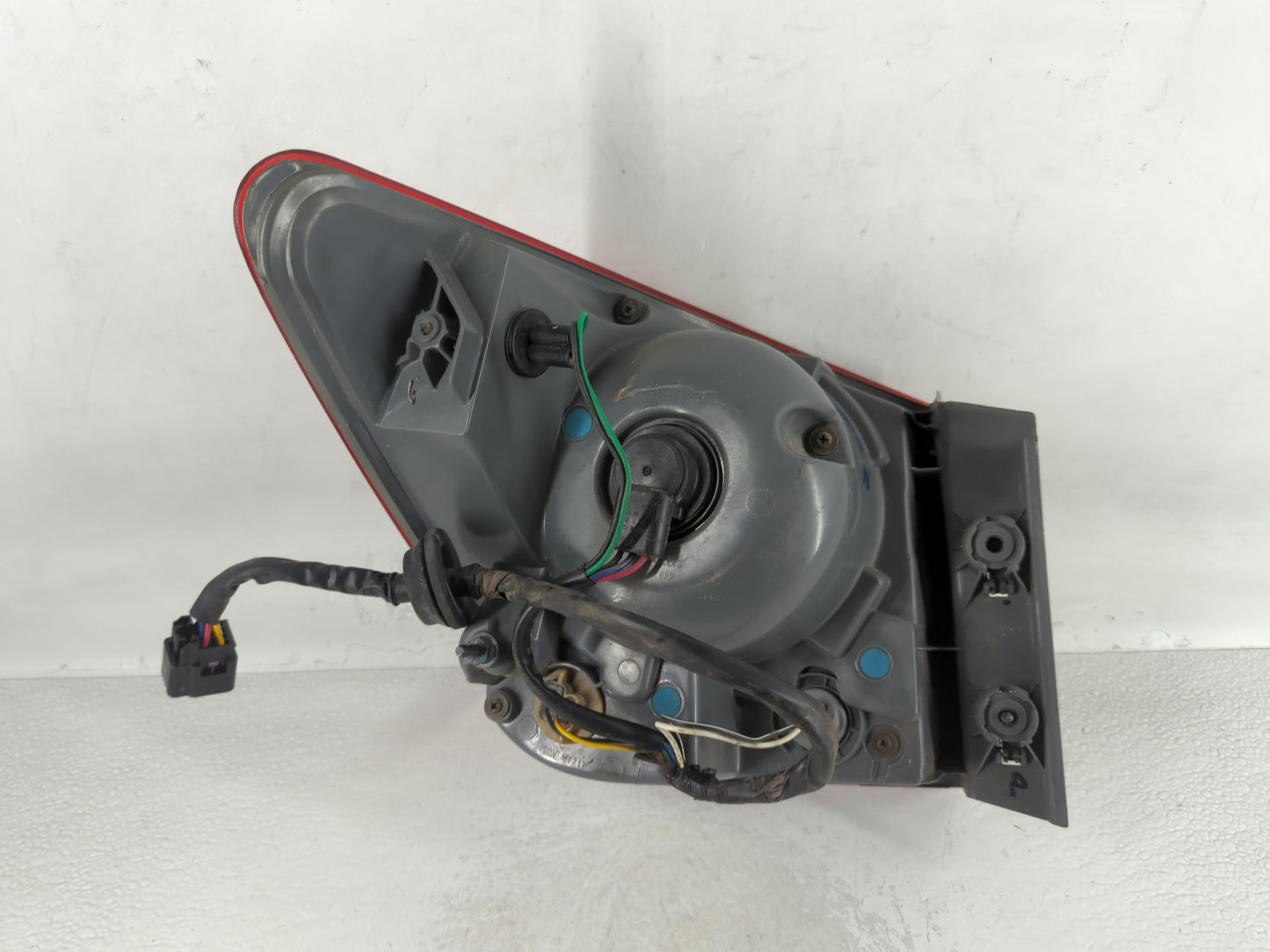 2011-2016 Chevrolet Cruze Tail Light Assembly Passenger Right OEM Fits Fits 2011 2012 2013 2014 2015 2016 OEM Used Auto Part