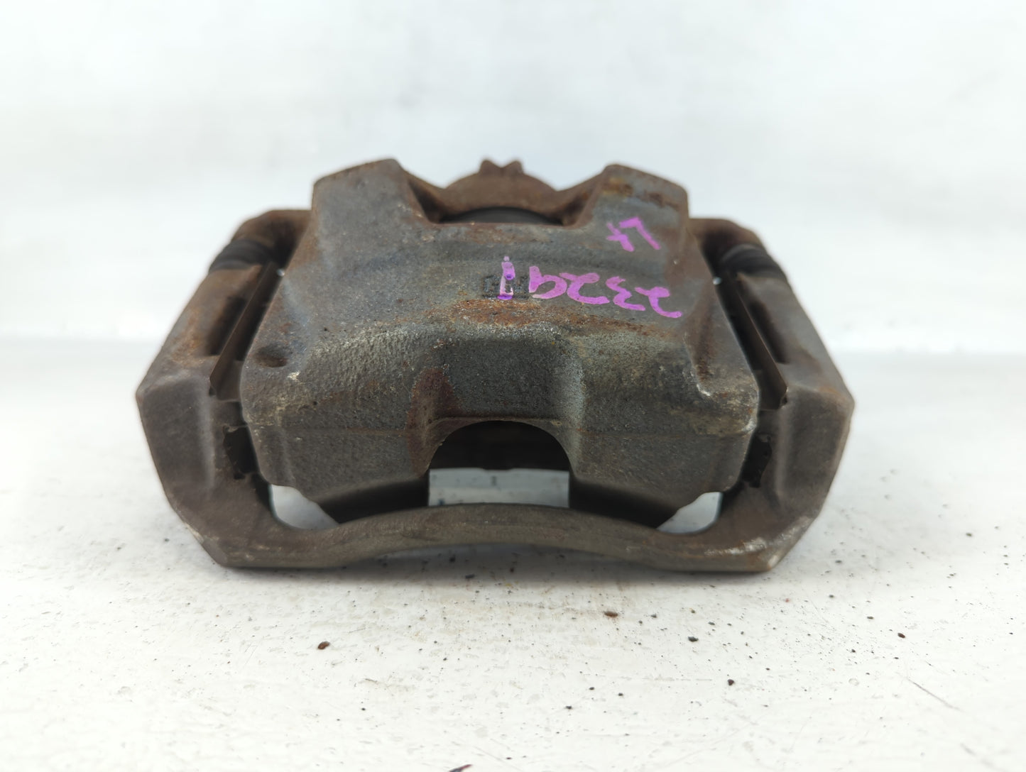 2011-2016 Chevrolet Cruze Front Driver Left Brake Caliper 700819 - Oemusedautoparts1.com