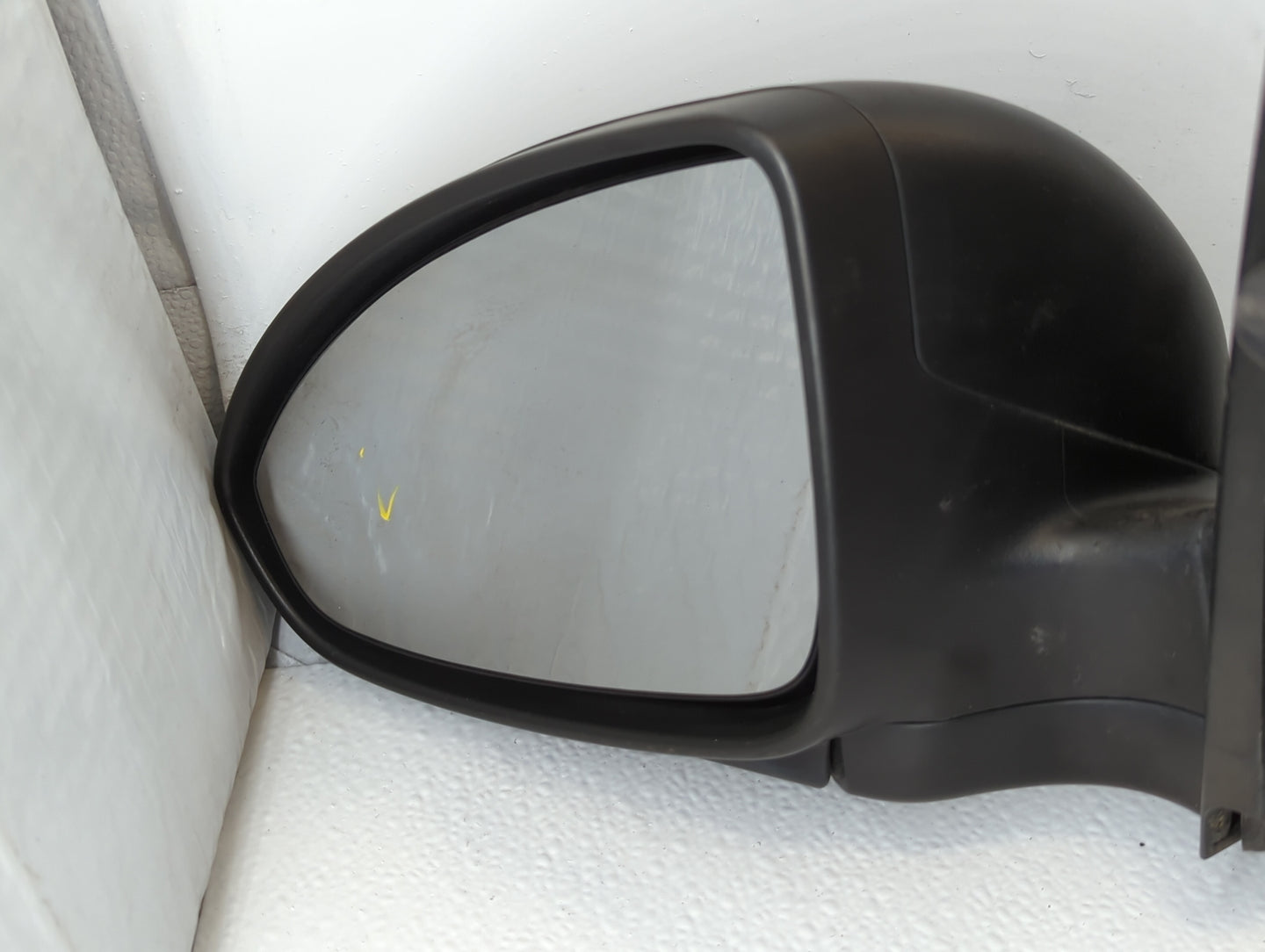 2011-2016 Chevrolet Cruze Driver Side View Mirror - Left Door Mirror OEM Used - Oemusedautoparts1.com