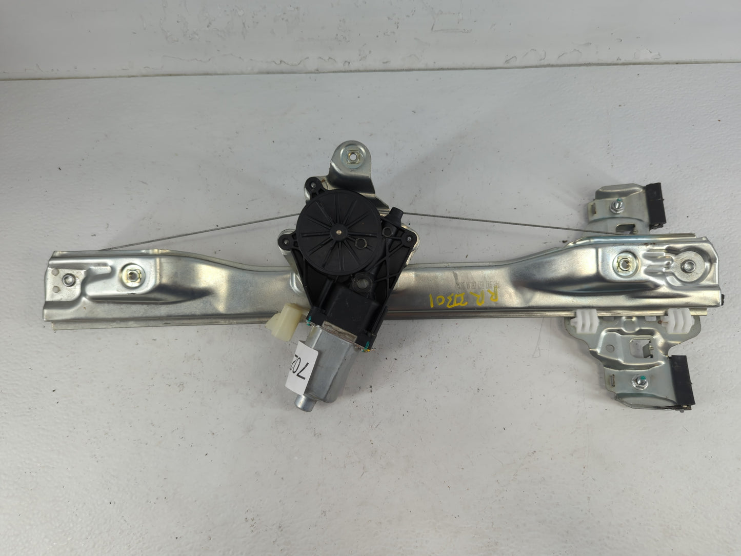 2011-2012 Chevrolet Cruze Window Regulator Right Passenger Rear - Oemusedautoparts1.com