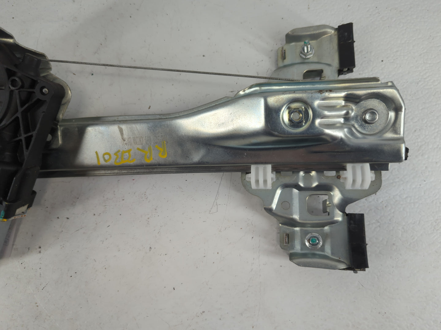 2011-2012 Chevrolet Cruze Window Regulator Right Passenger Rear - Oemusedautoparts1.com