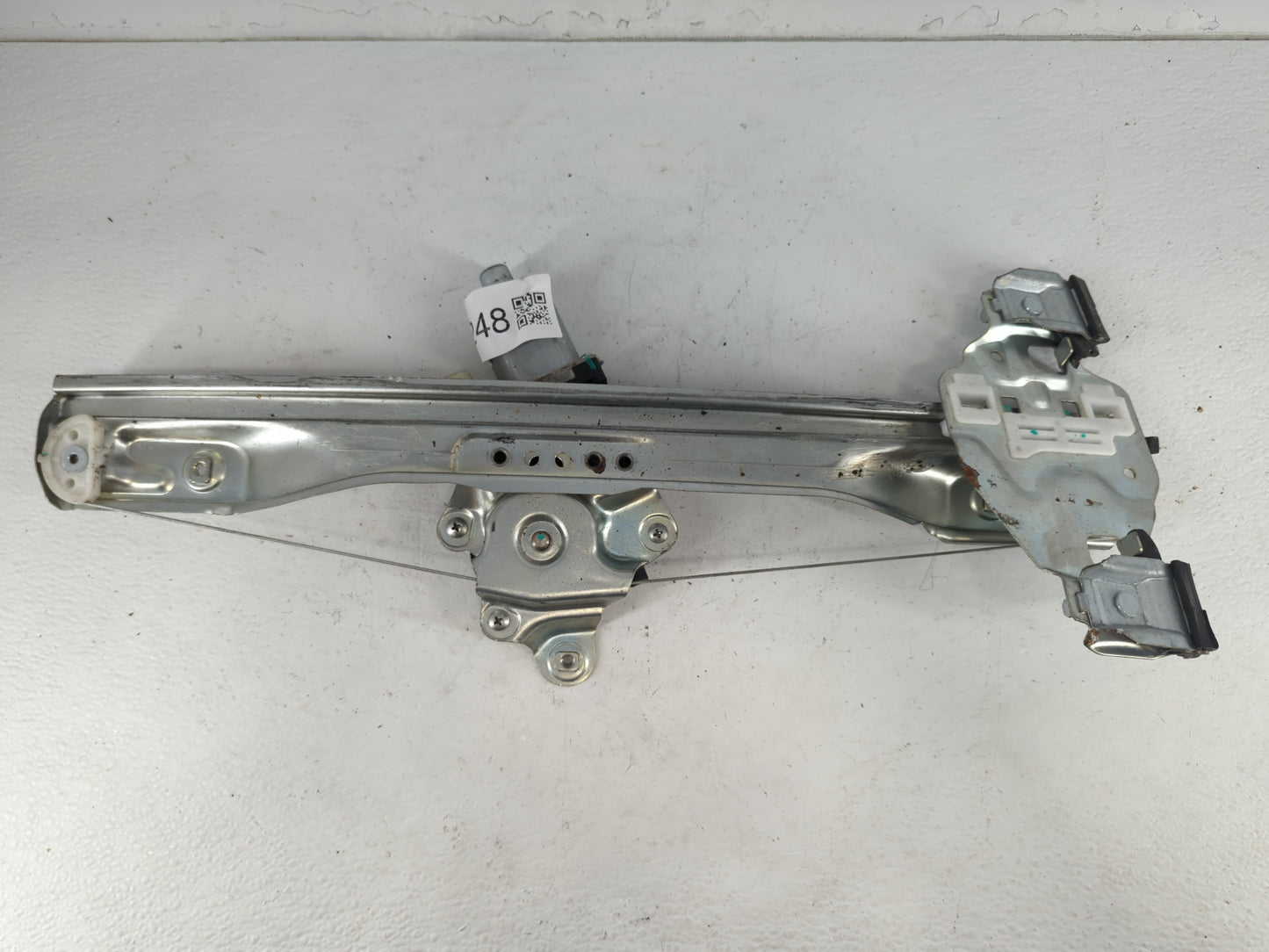 2011-2012 Chevrolet Cruze Window Regulator Right Passenger Rear - Oemusedautoparts1.com
