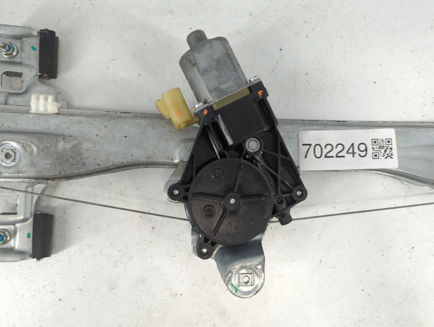2011-2012 Chevrolet Cruze Window Regulator Right Passenger Rear - Oemusedautoparts1.com