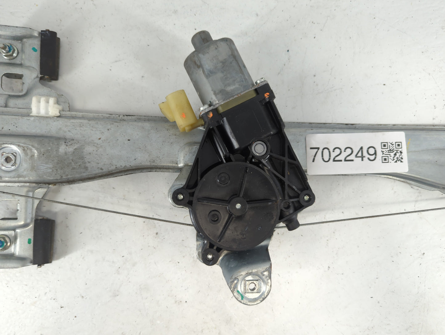 2011-2012 Chevrolet Cruze Window Regulator Right Passenger Rear - Oemusedautoparts1.com