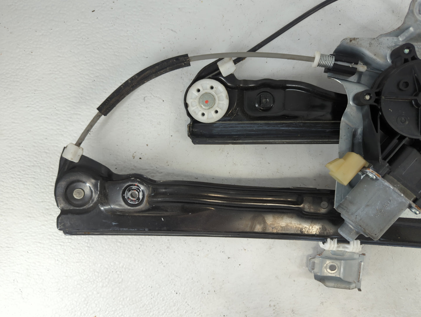2011-2012 Chevrolet Cruze Driver Left Front Window Regulator 702250 - Oemusedautoparts1.com