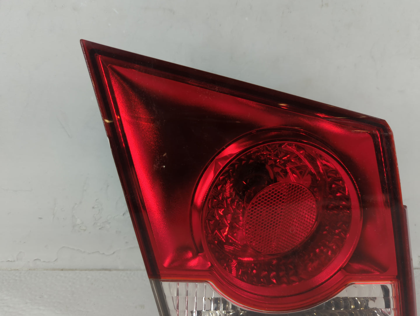 2011-2016 Chevrolet Cruze Tail Light Assembly Driver Left OEM Fits Fits 2011 2012 2013 2014 2015 2016 OEM Used Auto Parts - 