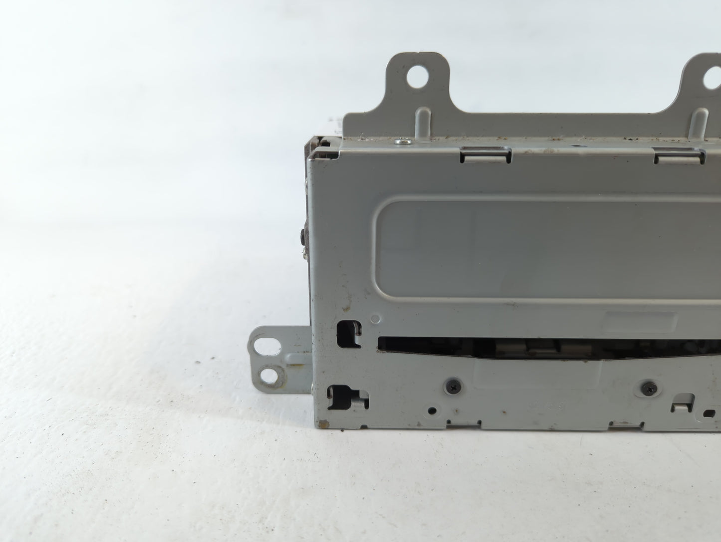 2012-2012 Chevrolet Cruze Am Fm Cd Player Radio Receiver - Oemusedautoparts1.com