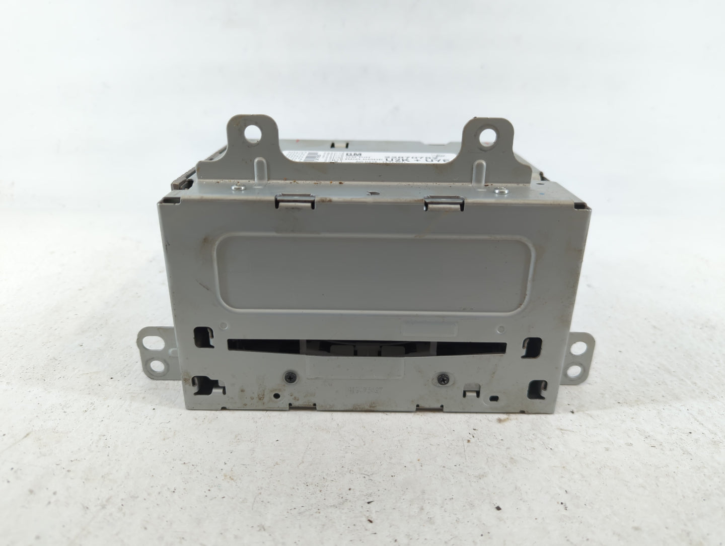 2011-2012 Chevrolet Cruze Am Fm Cd Player Radio Receiver - Oemusedautoparts1.com