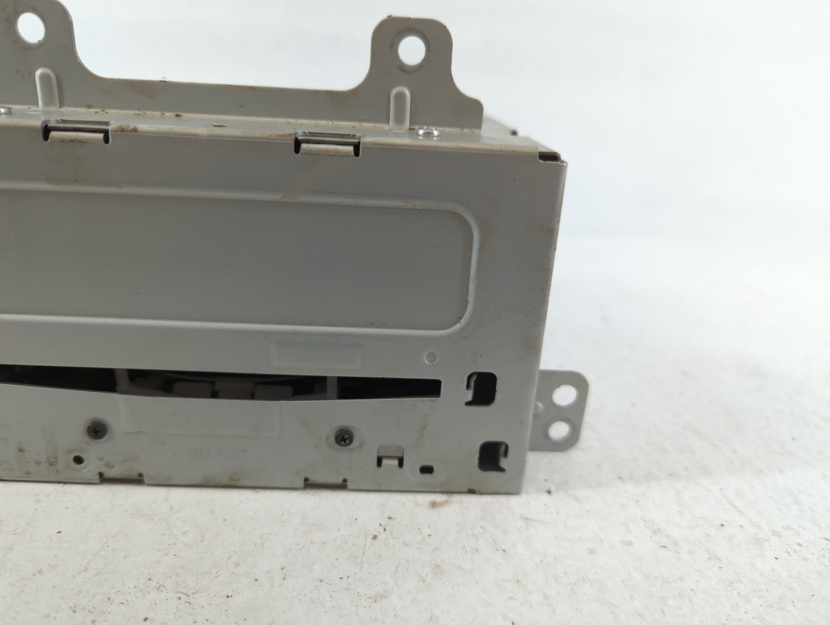 2011-2012 Chevrolet Cruze Am Fm Cd Player Radio Receiver 702450 - Oemusedautoparts1.com