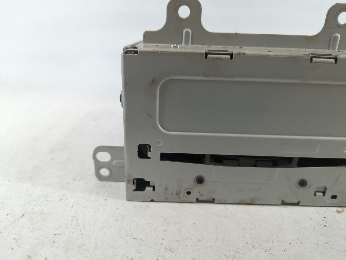 2011-2012 Chevrolet Cruze Am Fm Cd Player Radio Receiver 702450 - Oemusedautoparts1.com