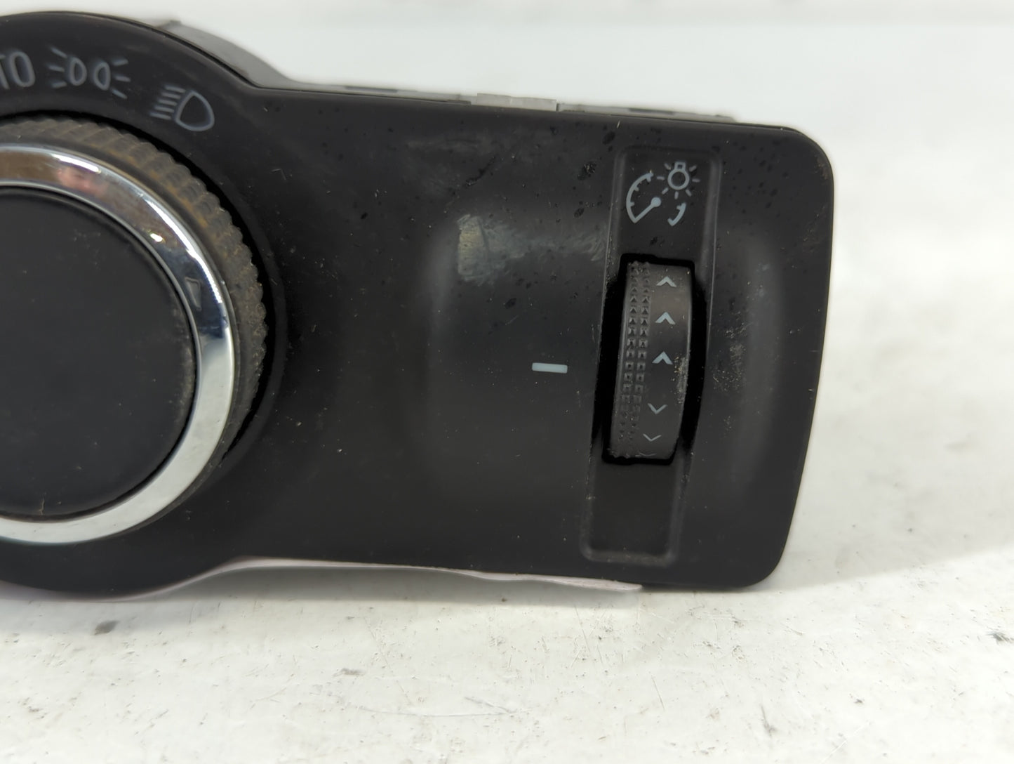 2011-2014 Chevrolet Cruze Headlight Head Light Switch Lamp Control - Oemusedautoparts1.com