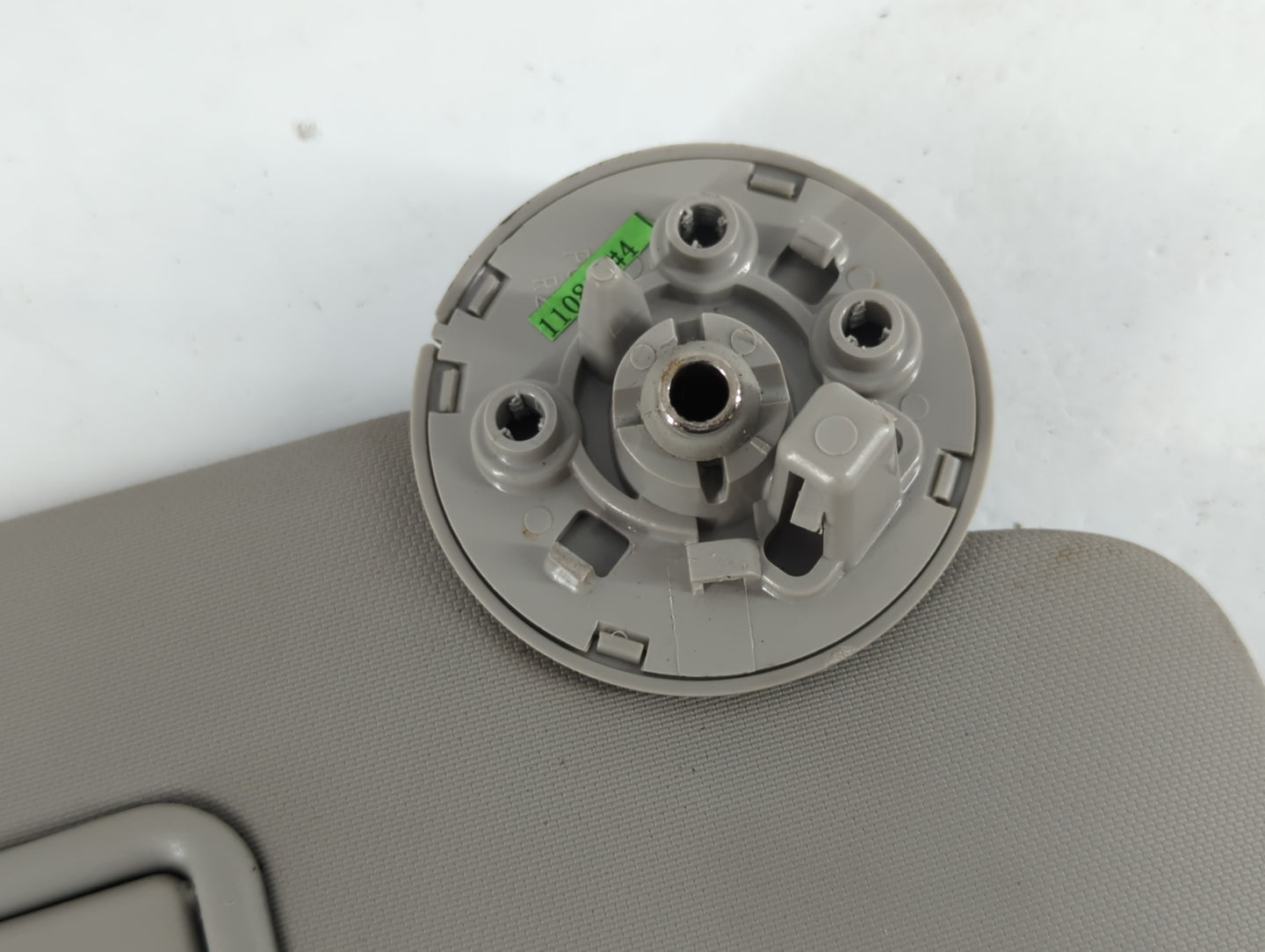 2011-2016 Chevrolet Cruze Sun Visor Shade Replacement Passenger Right Mirror Fits Fits 2011 2012 2013 2014 2015 2016 OEM Use