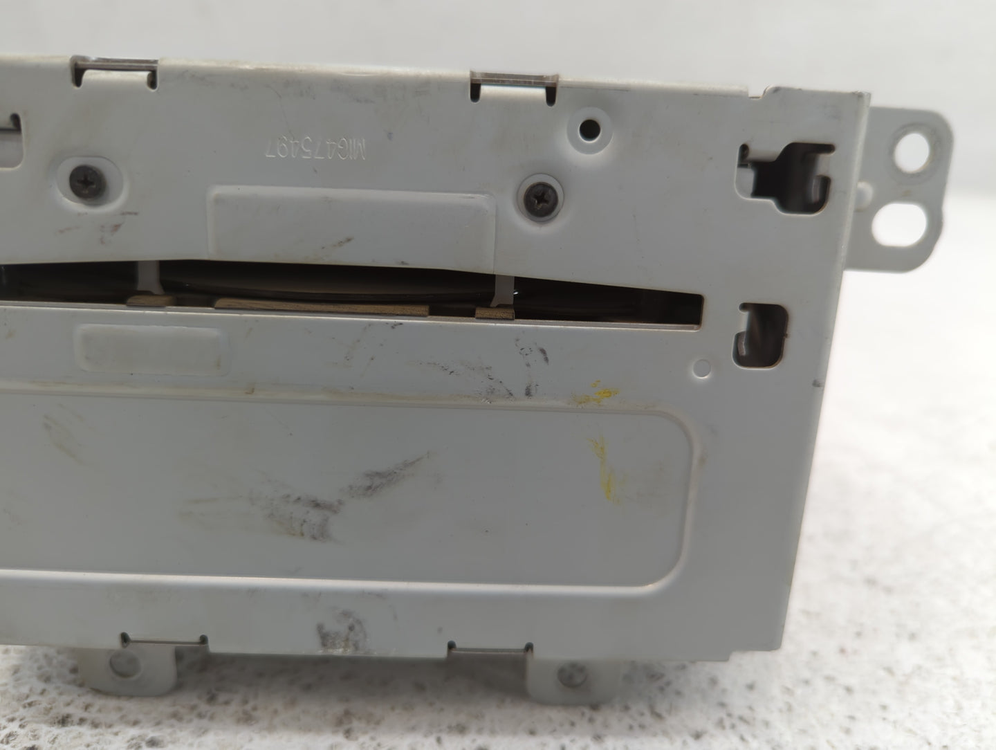 2011-2012 Chevrolet Cruze Radio AM FM Cd Player Receiver Replacement P/N:22870782 Fits Fits 2010 2011 2012 OEM Used Auto Par
