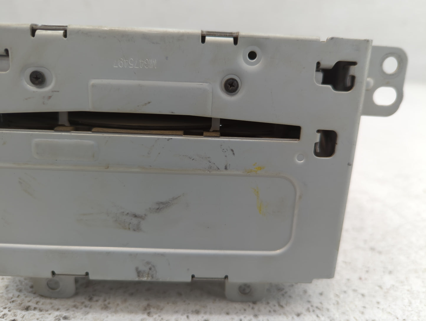 2011-2012 Chevrolet Cruze Radio AM FM Cd Player Receiver Replacement P/N:22870782 Fits Fits 2010 2011 2012 OEM Used Auto Par