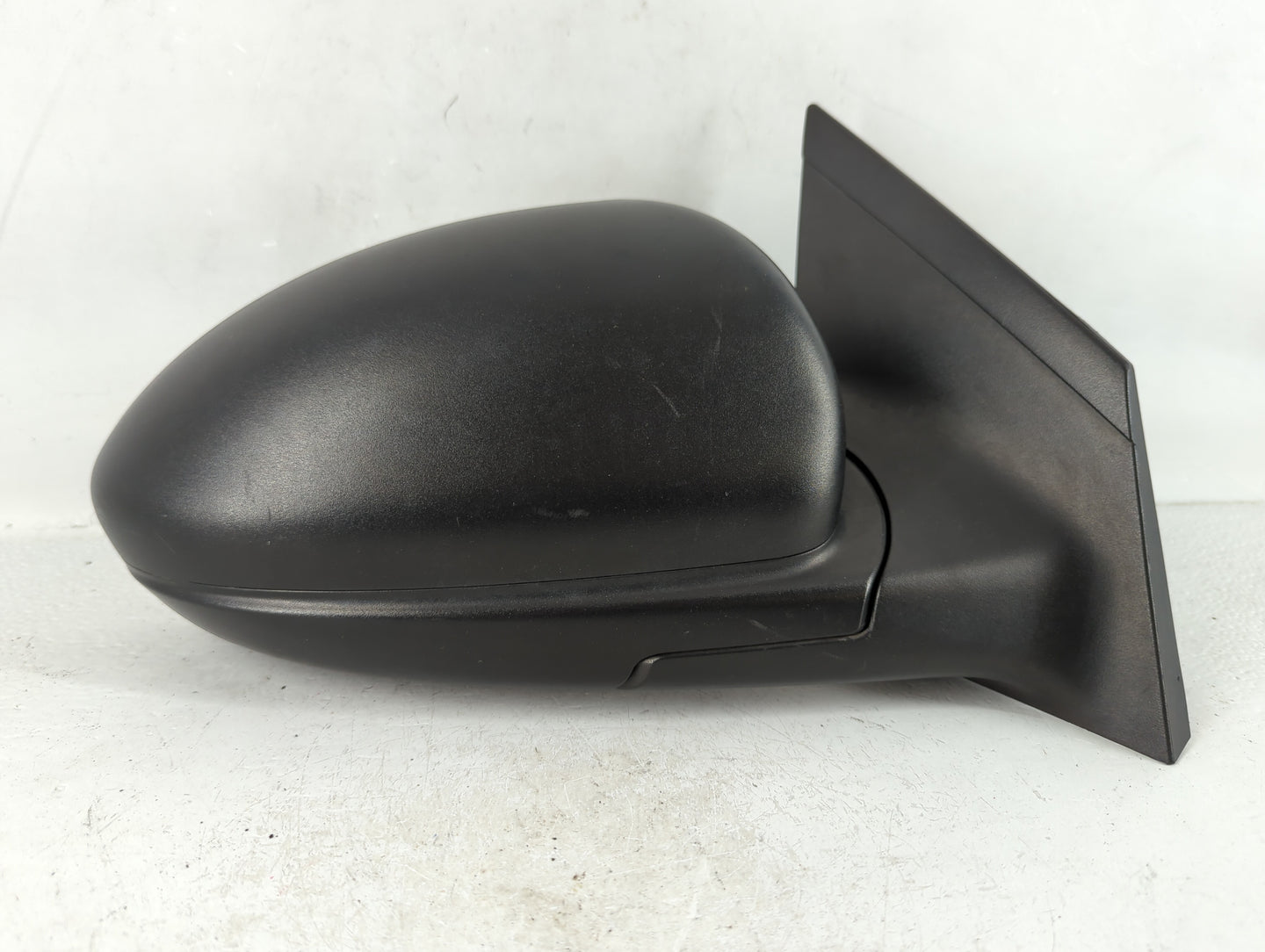 2011-2016 Chevrolet Cruze Passenger Side View Mirror - Right Door Mirror OEM Used - Oemusedautoparts1.com