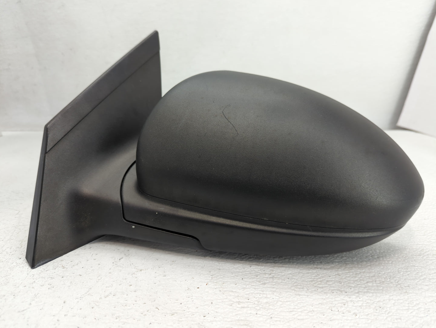 2011-2014 Chevrolet Cruze Driver Side View Mirror - Left Door Mirror OEM Used - Oemusedautoparts1.com