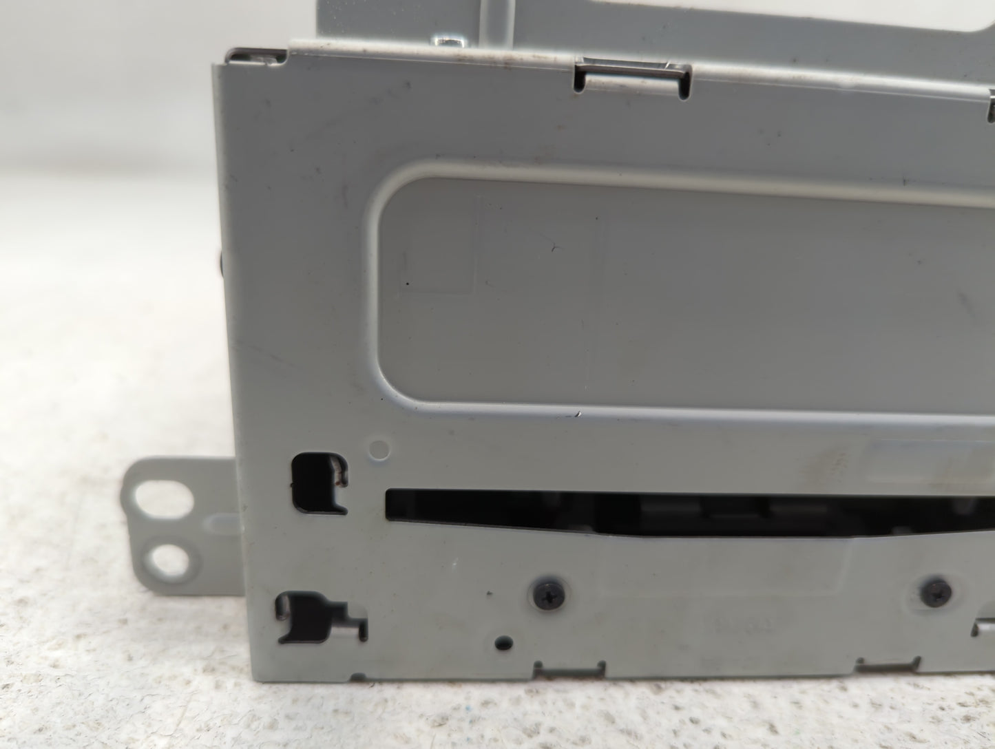 2012-2012 Chevrolet Cruze Am Fm Cd Player Radio Receiver - Oemusedautoparts1.com