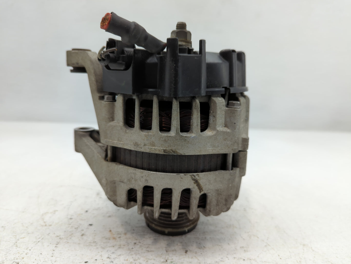 2011-2016 Chevrolet Cruze Alternator Replacement Generator Charging Assembly Engine OEM P/N:9593994 Fits OEM Used Auto Parts