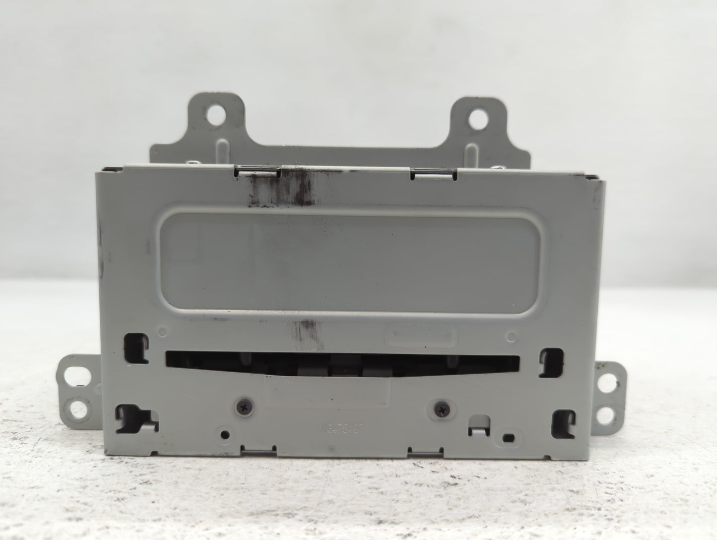 2012 Chevrolet Cruze Radio AM FM Cd Player Receiver Replacement P/N:22815634 Fits OEM Used Auto Parts - Oemusedautoparts1.co