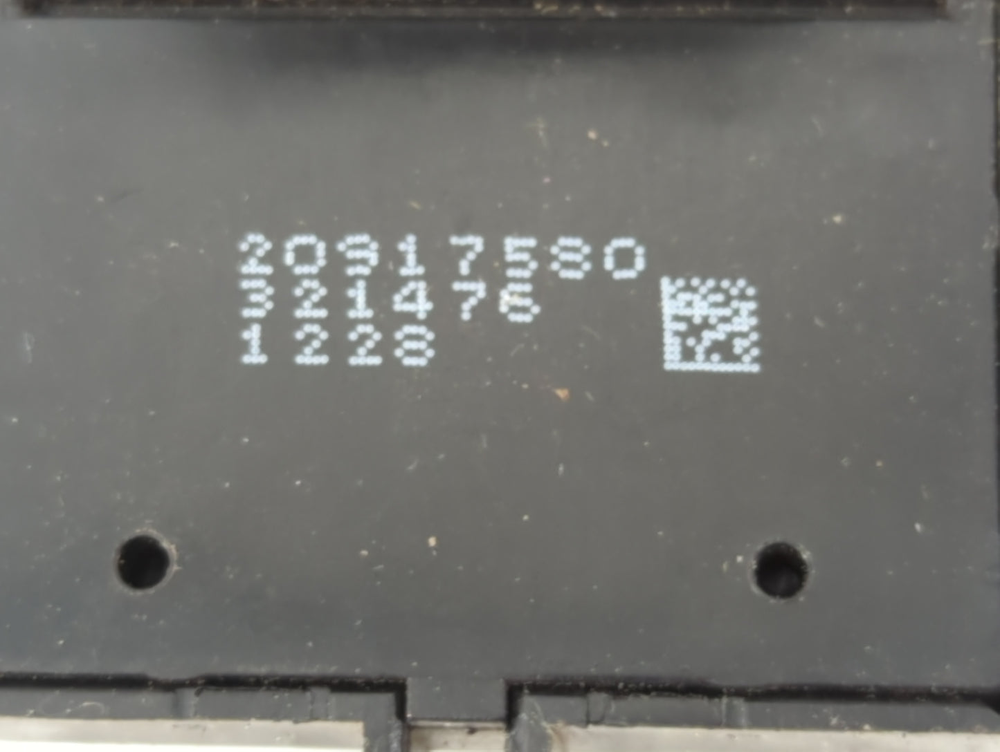 2011-2016 Chevrolet Cruze Master Power Window Switch Replacement Driver Side Left P/N:20917580 Fits OEM Used Auto Parts - Oe