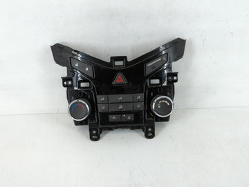 2011-2012 Chevrolet Cruze Climate Control Module Temperature AC/Heater Replacement P/N:95017054 Fits Fits 2011 2012 OEM Used