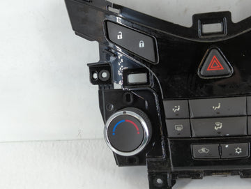 2011-2012 Chevrolet Cruze Climate Control Module Temperature AC/Heater Replacement P/N:95017054 Fits Fits 2011 2012 OEM Used Auto Parts