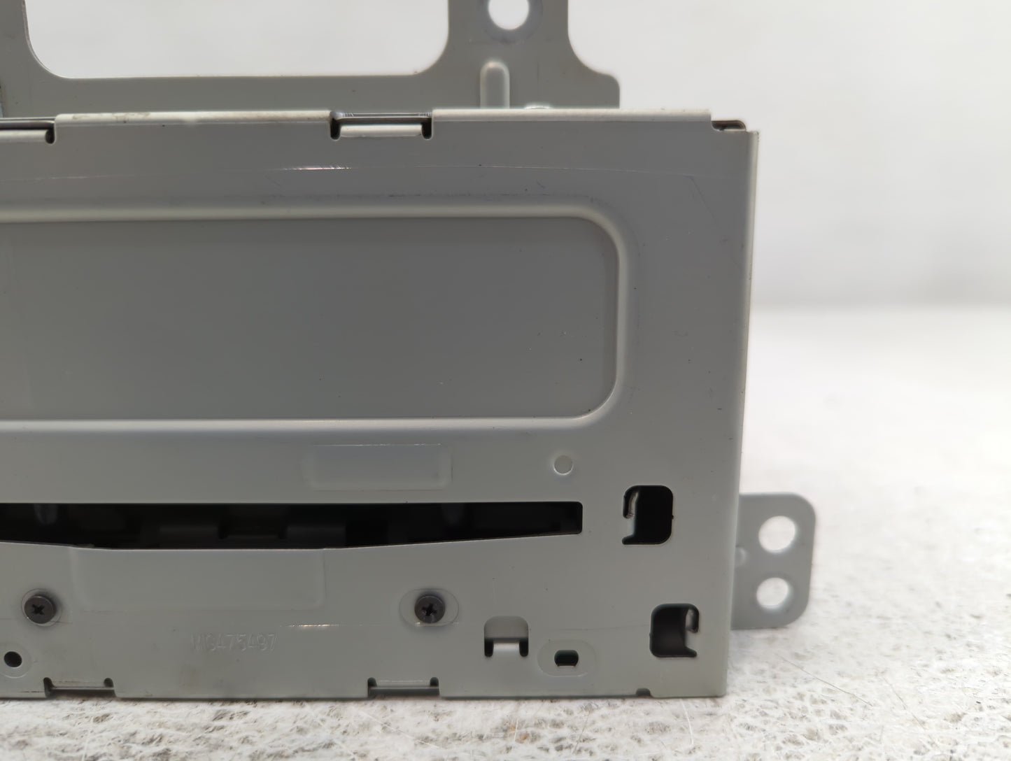 2011-2012 Chevrolet Cruze Am Fm Cd Player Radio Receiver - Oemusedautoparts1.com