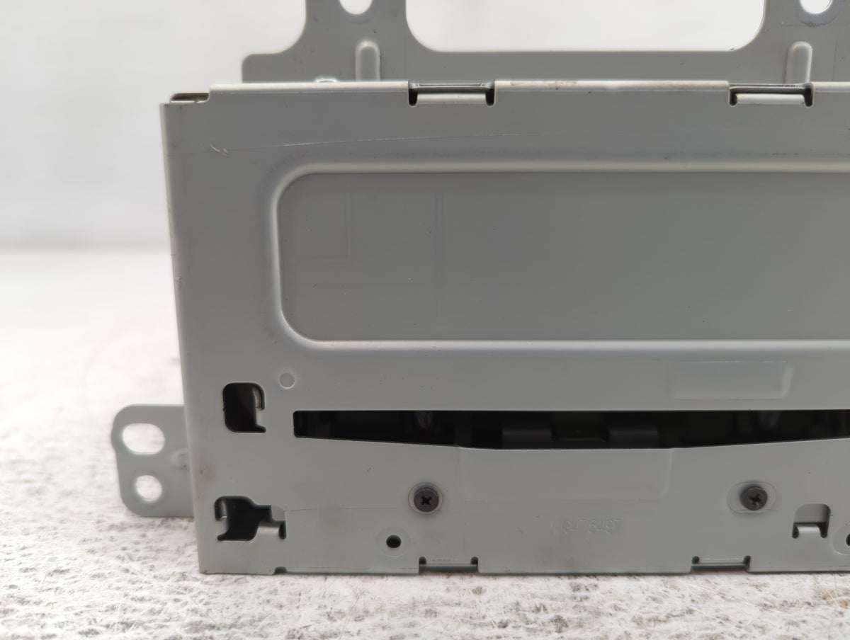 2011-2012 Chevrolet Cruze Am Fm Cd Player Radio Receiver 744299 - Oemusedautoparts1.com