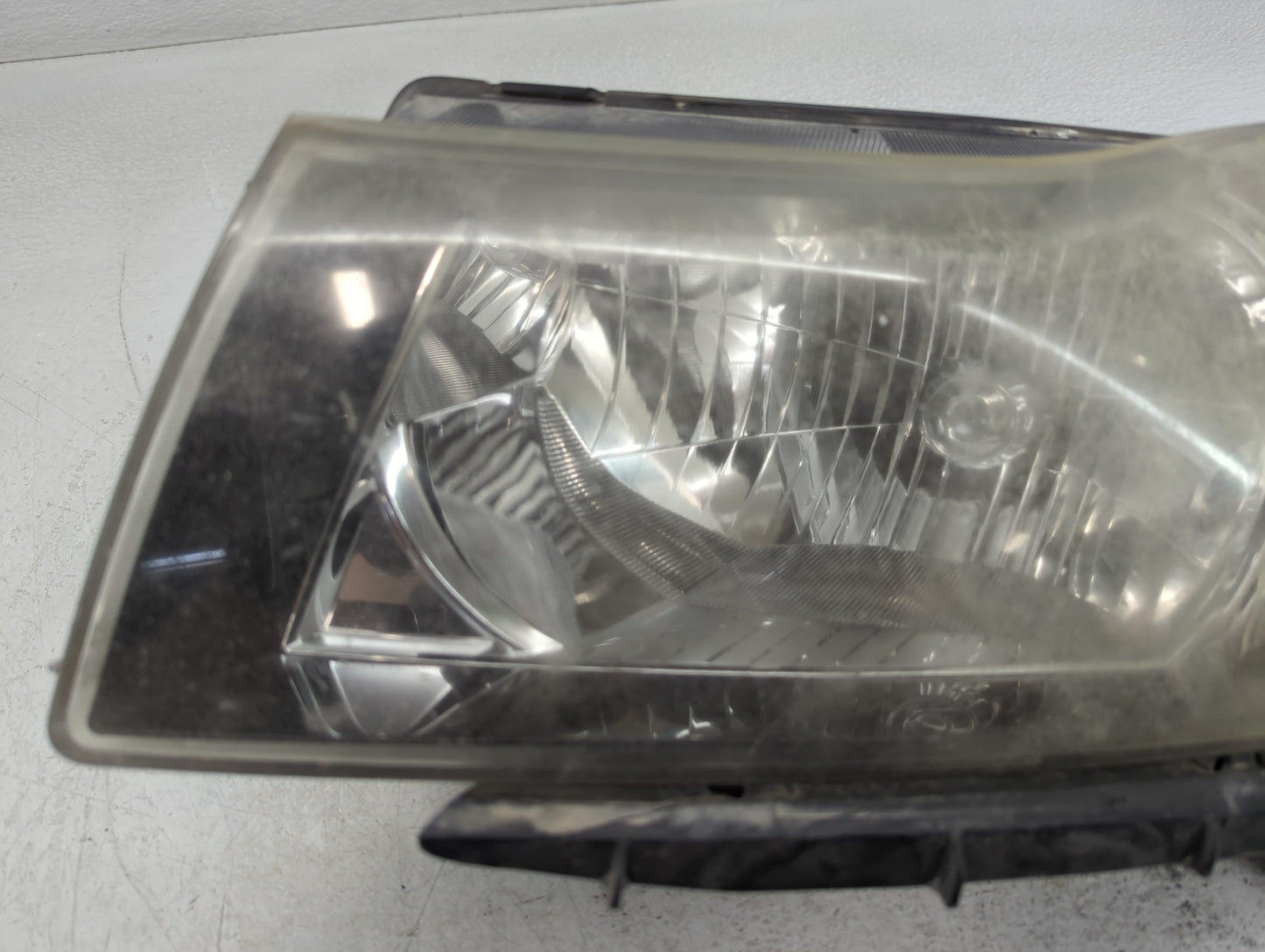 2011-2012 Chevrolet Cruze Driver Left Oem Head Light Headlight Lamp - Oemusedautoparts1.com