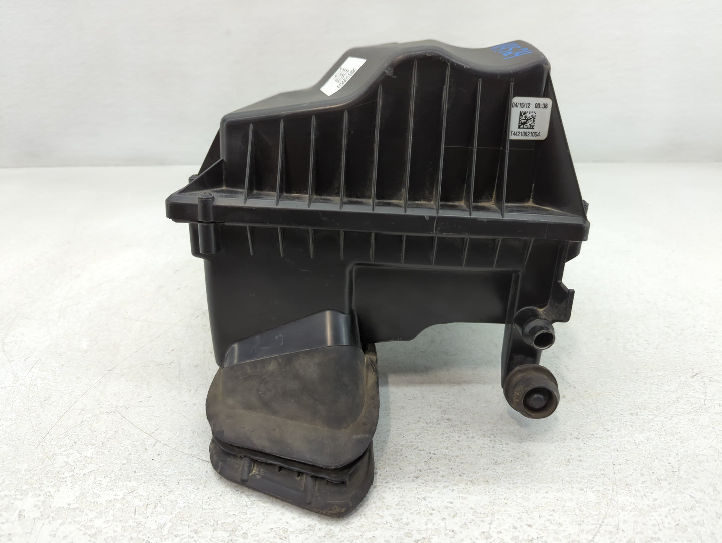 2011-2012 Chevrolet Cruze Air Cleaner Intake-duct Hose Tube - Oemusedautoparts1.com