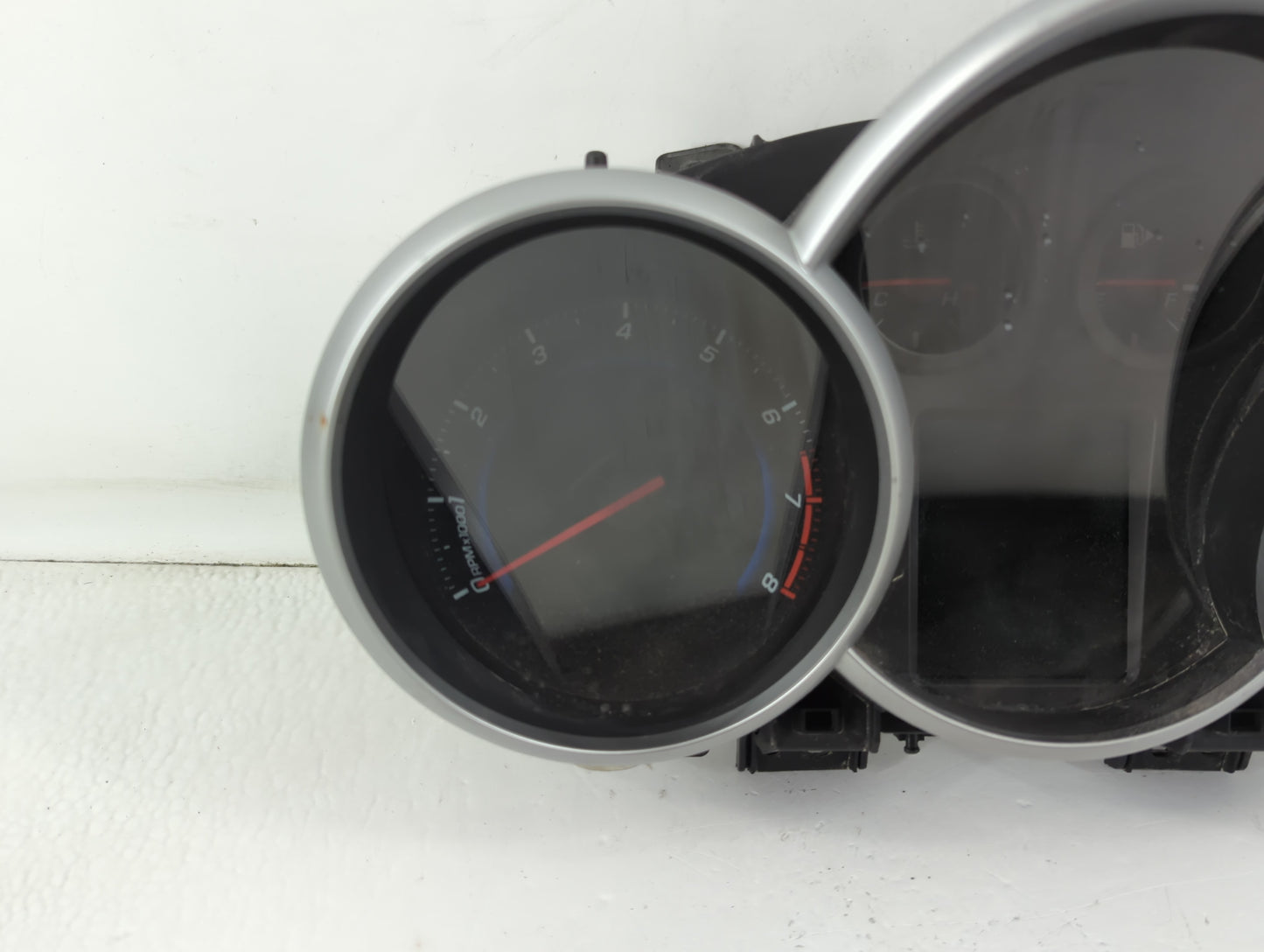 2012 Chevrolet Cruze Instrument Cluster Speedometer Gauges P/N:811511014 95940656 Fits OEM Used Auto Parts - Oemusedautopart