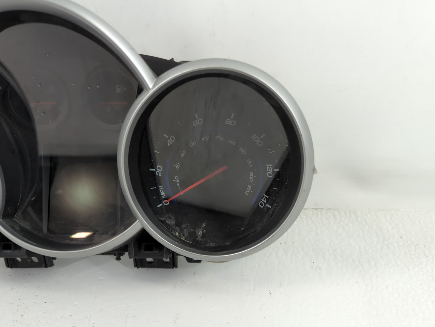 2012 Chevrolet Cruze Instrument Cluster Speedometer Gauges P/N:811511014 95940656 Fits OEM Used Auto Parts - Oemusedautopart