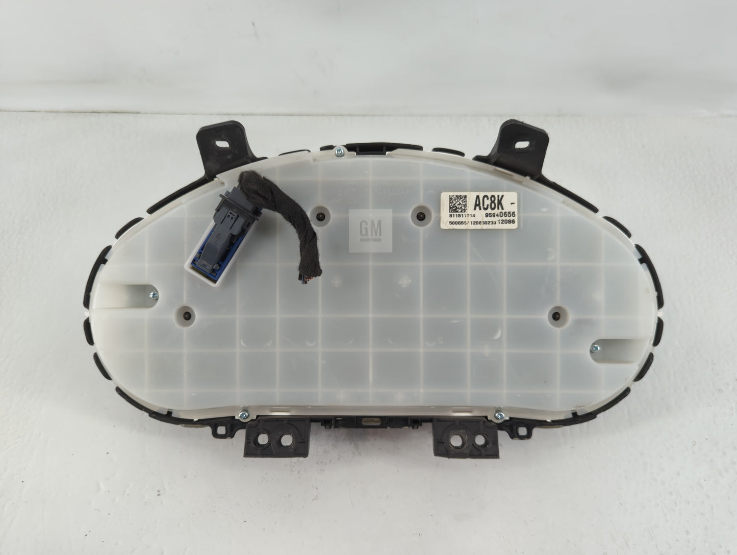 2012 Chevrolet Cruze Instrument Cluster Speedometer Gauges P/N:811511014 95940656 Fits OEM Used Auto Parts - Oemusedautopart