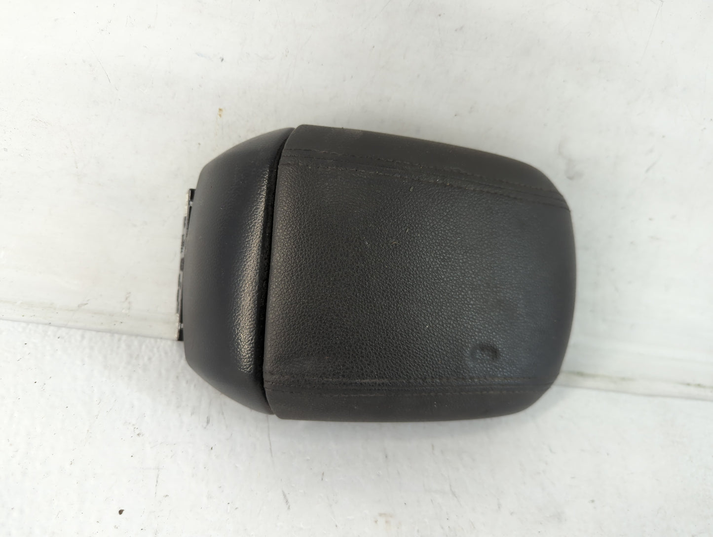 2012 Chevrolet Cruze Center Console Armrest Cover Lid Fits OEM Used Auto Parts - Oemusedautoparts1.com