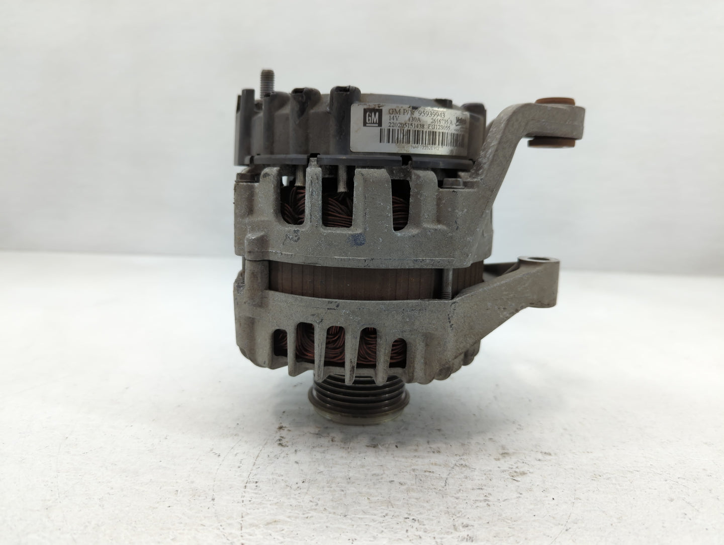 2011-2016 Chevrolet Cruze Alternator Replacement Generator Charging Assembly Engine OEM P/N:2616735A 95939943 Fits OEM Used 