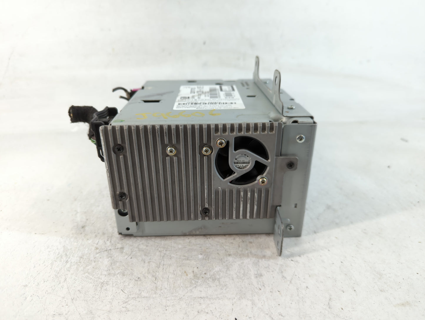 2011-2012 Chevrolet Cruze Radio AM FM Cd Player Receiver Replacement P/N:22870782 Fits Fits 2010 2011 2012 OEM Used Auto Par
