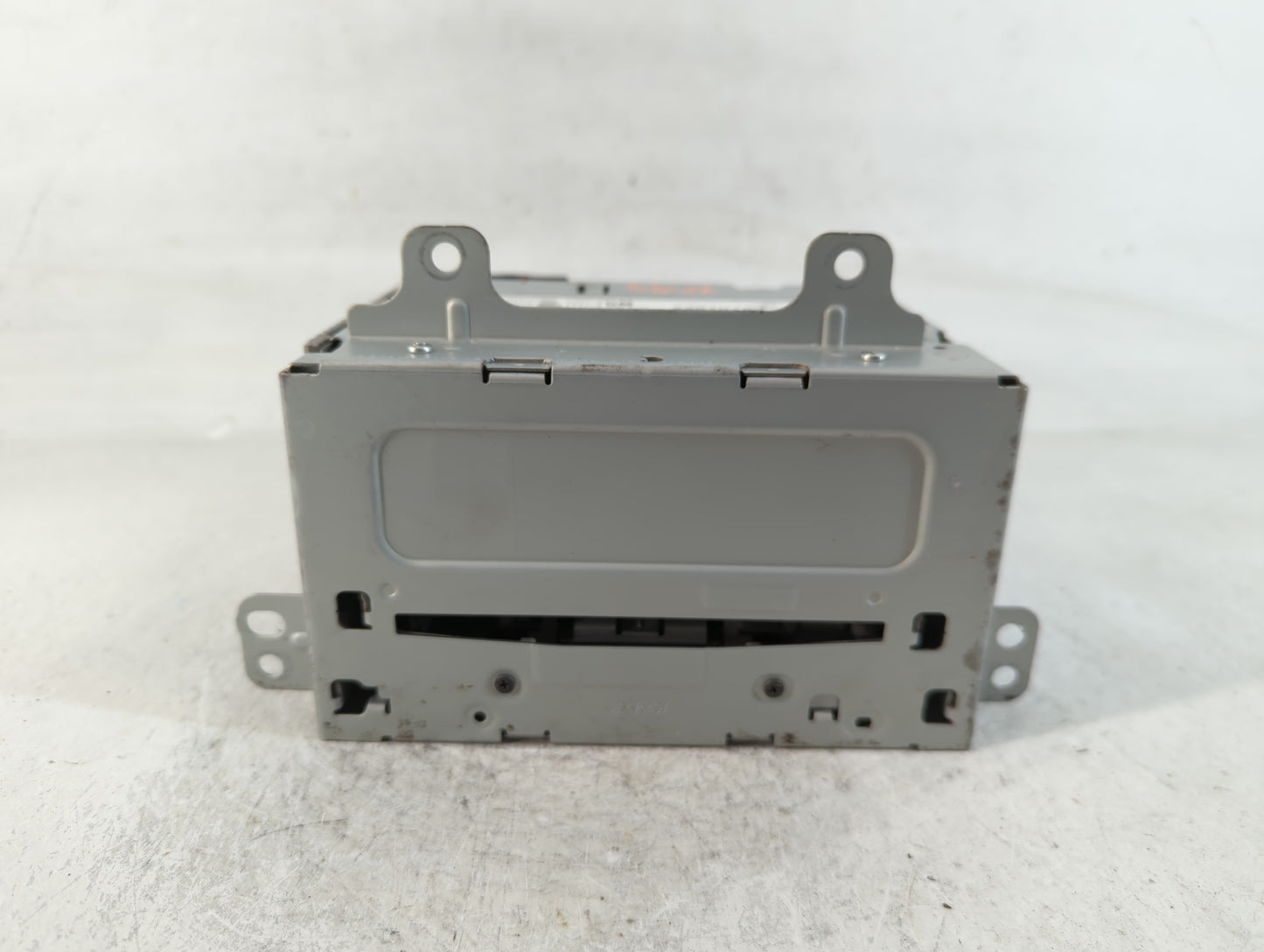 2011-2012 Chevrolet Cruze Radio AM FM Cd Player Receiver Replacement P/N:22870782 Fits Fits 2010 2011 2012 OEM Used Auto Par