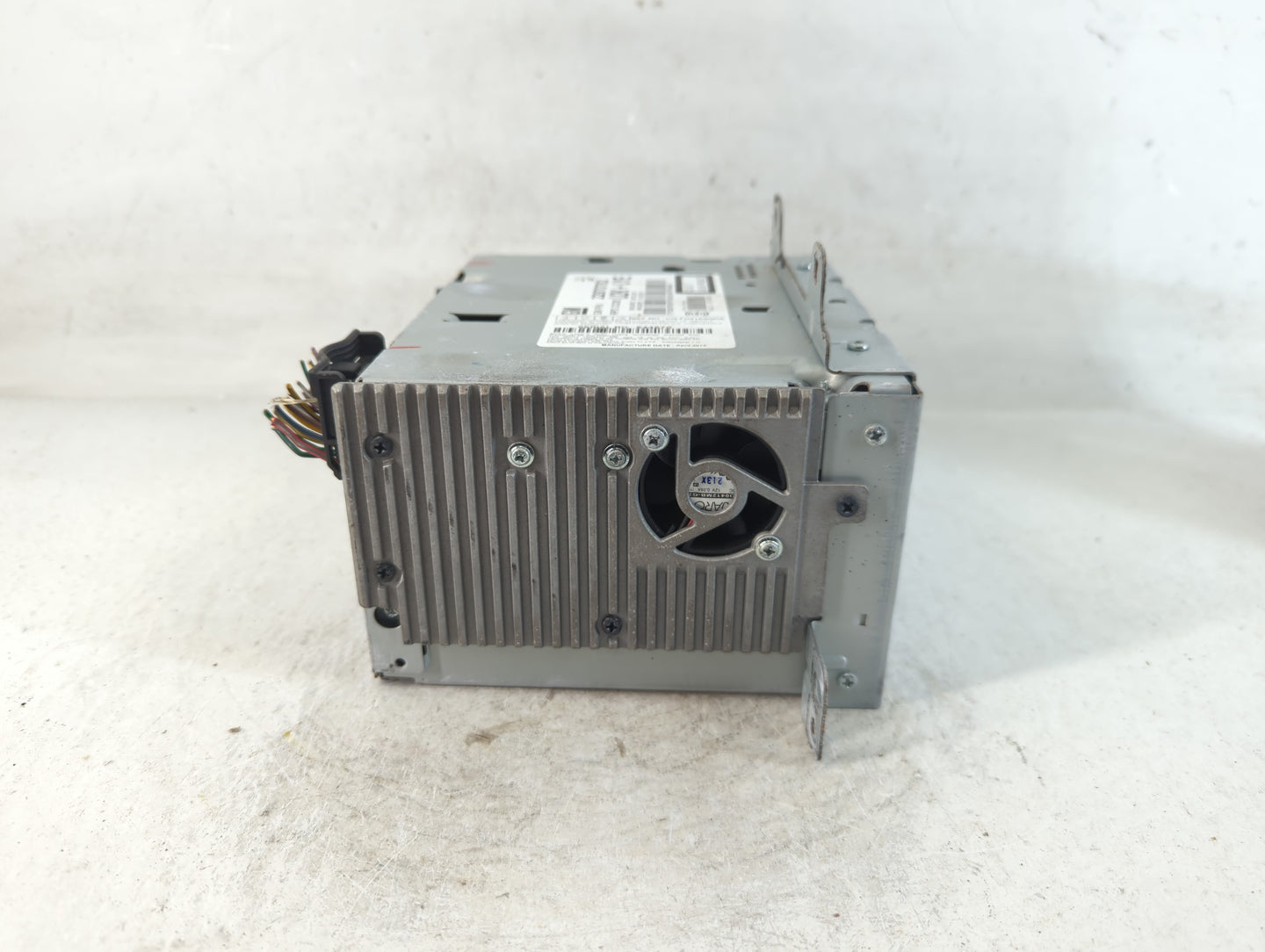2011-2012 Chevrolet Cruze Radio AM FM Cd Player Receiver Replacement P/N:22870782 Fits Fits 2010 2011 2012 OEM Used Auto Par
