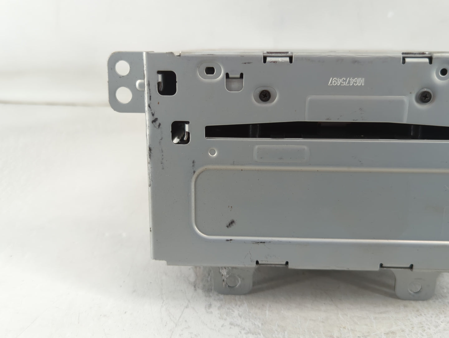 2011-2012 Chevrolet Cruze Radio AM FM Cd Player Receiver Replacement P/N:22870782 Fits Fits 2010 2011 2012 OEM Used Auto Par