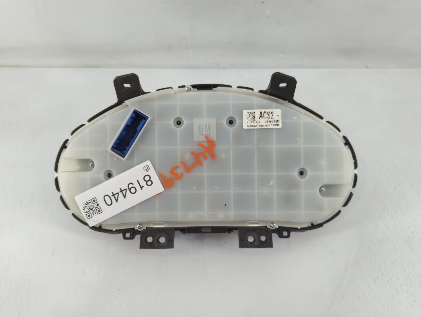 2012 Chevrolet Cruze Instrument Cluster Speedometer Gauges P/N:811511014 95940656 Fits OEM Used Auto Parts - Oemusedautopart
