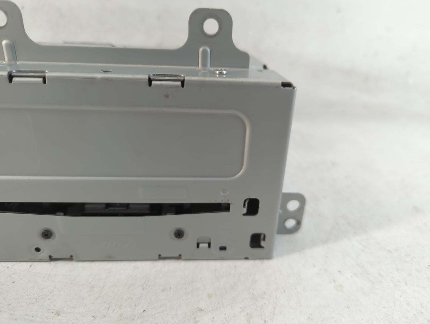 2012 Chevrolet Cruze Radio AM FM Cd Player Receiver Replacement P/N:22870782 Fits OEM Used Auto Parts - Oemusedautoparts1.co